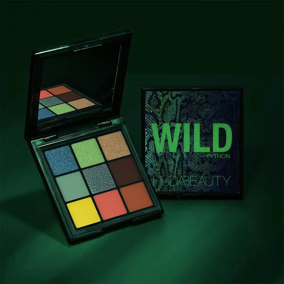 Huda Beauty
Wild Obsessions Eyeshadow Palette