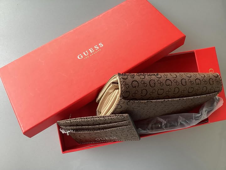 Guess Wallet & Card Holder Set