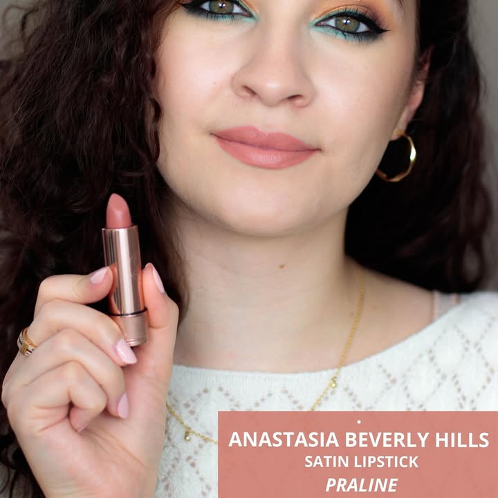Anastasia Beverly Hills
Matte & Satin Lipstick