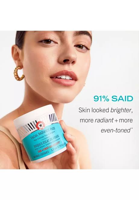 First Aid Beauty Facial Radiance Pads