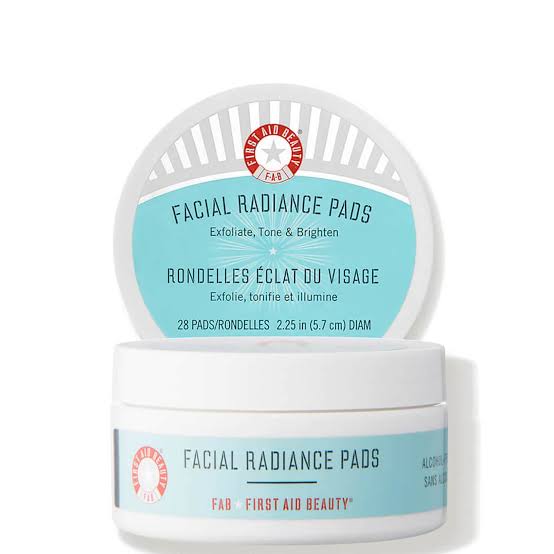 First Aid Beauty Facial Radiance Pads